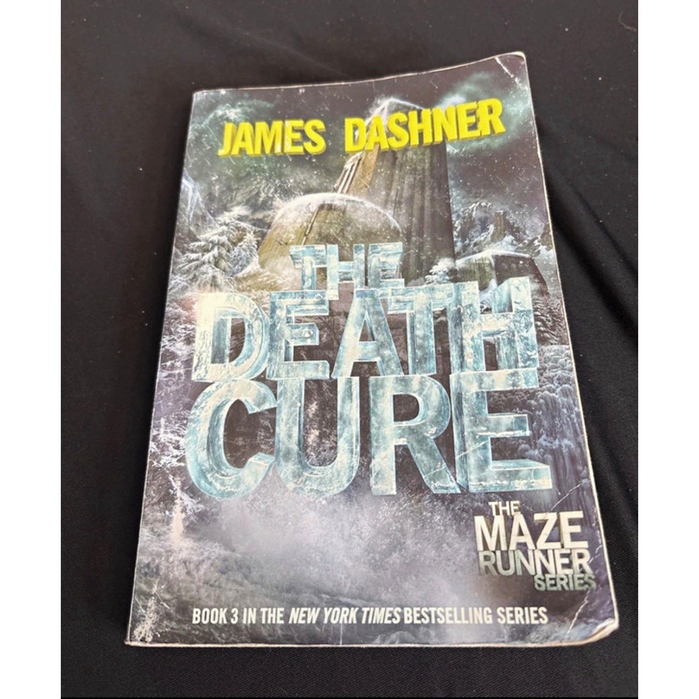 James Dashner The Death Cure Maze Runner Series Book 3 Paperback YA English